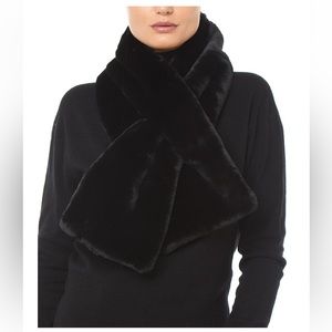 Apparis faux fur scarf